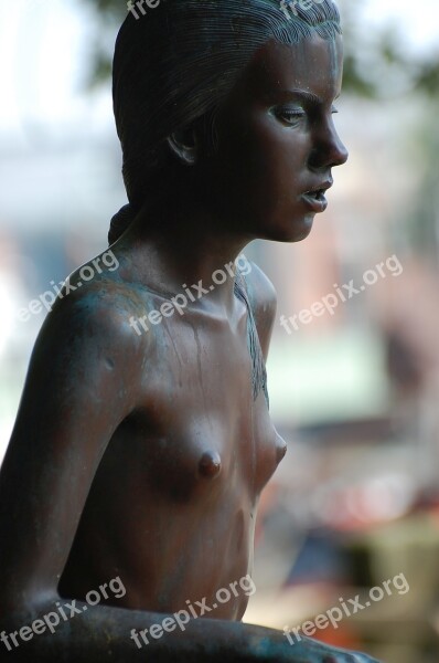 Naked Woman Erotic Sculpture Breasts