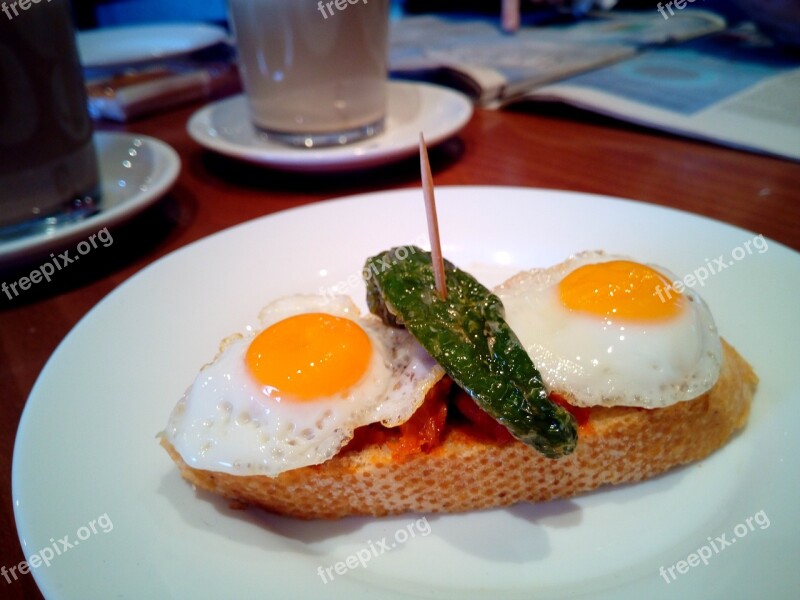 Bar Top Pot Eggs Quail