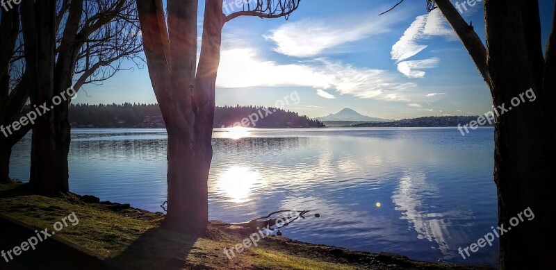 Seattle Lake Washington Mountain Rainier