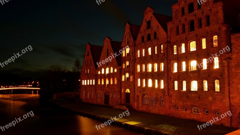 Lübeck Trave Night Night Photograph Building