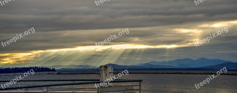 Sun Rays Mountains Lake Champlain Vermont Sun