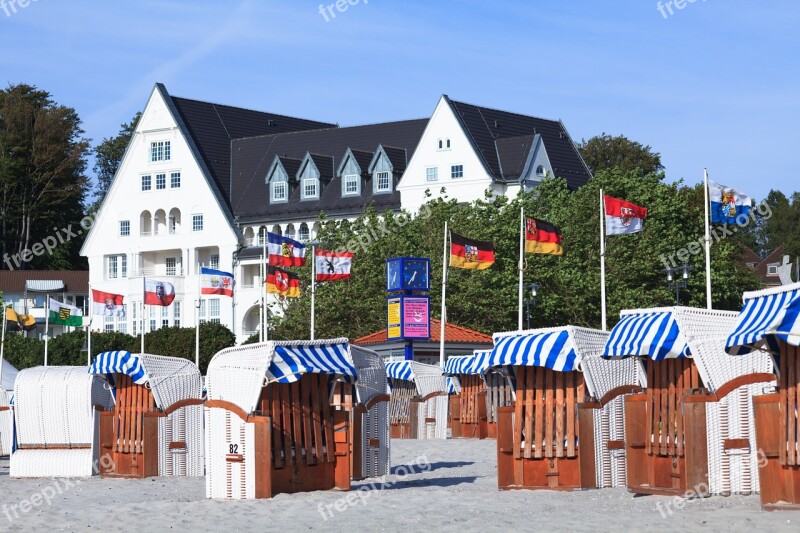 Glücksburg Kurstrand Clubs Baltic Sea Flagpoles