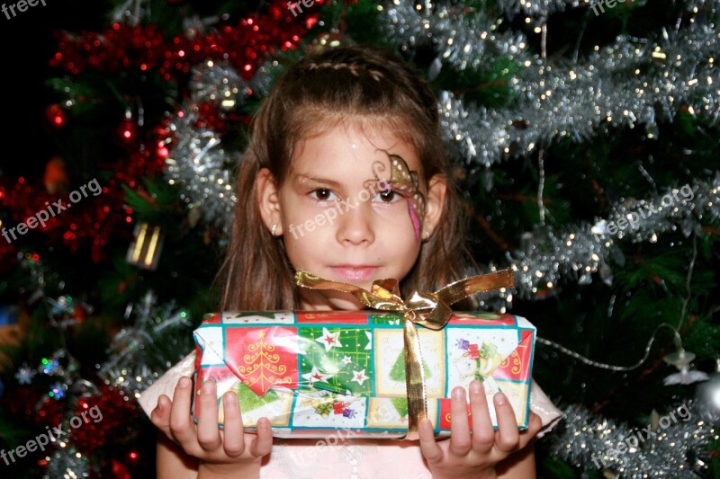 Girl Gift Christmas Tree Holidays Free Photos