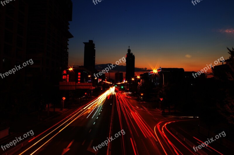 Jinzhou Night View Light Rail City Road