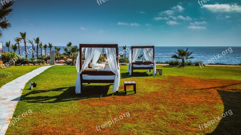 Beds Curtains Outside Hotel Relaxation