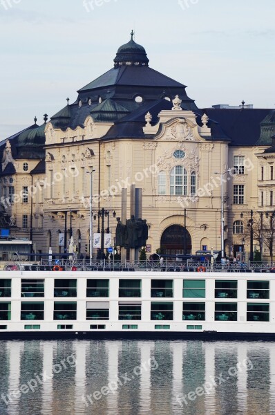 Slovakia Danube Bratislava River Views