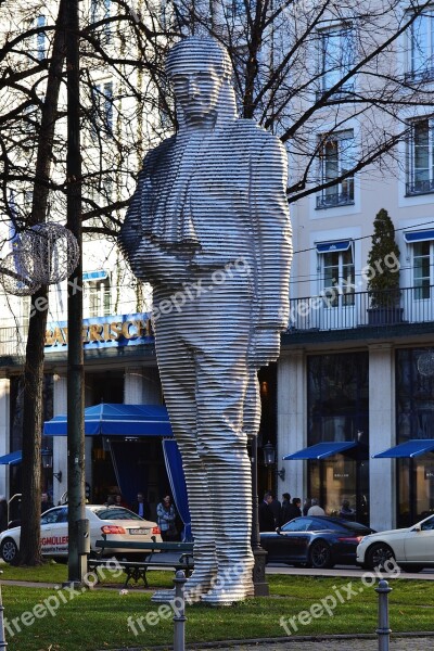 Promenade Place Munich Man Sculpture Artwork