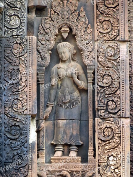 Angkor Temple Banteay Srei Temple Women Statues