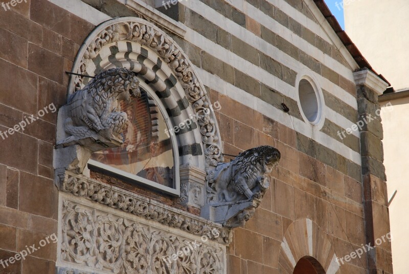 Lucca Italy Monuments Old Building Culture