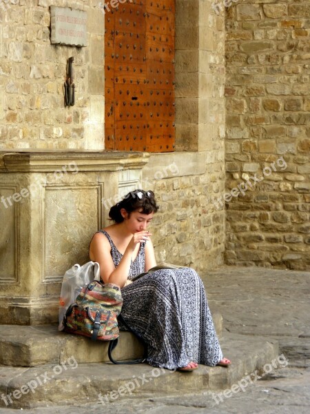 Florence Break Time Read Girl Sit