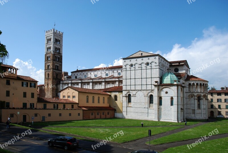 Lucca Italy Monuments Old Building Culture