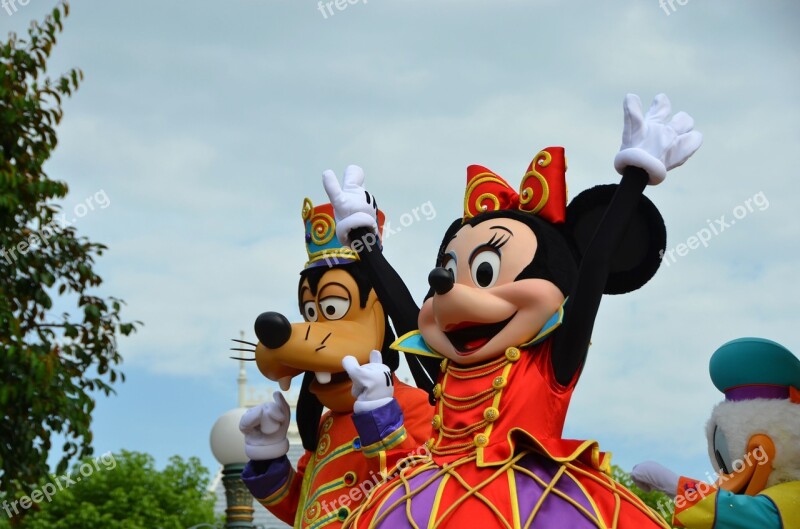 Parade The Procession Mimi Mouse Goofy Disney Land