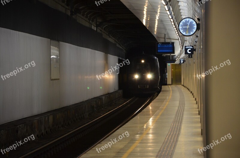 Train Train Station Sm Platform Free Photos