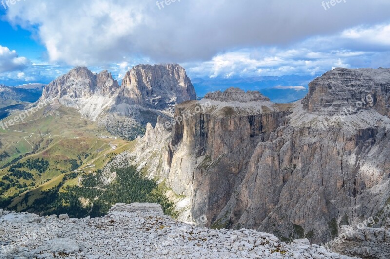 Alpine Dolomites Sellatuerme Sassolungo Plattkofel