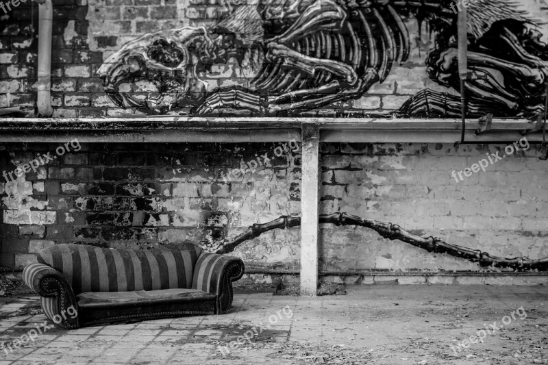 Seat Art Graffiti Mural Urbex