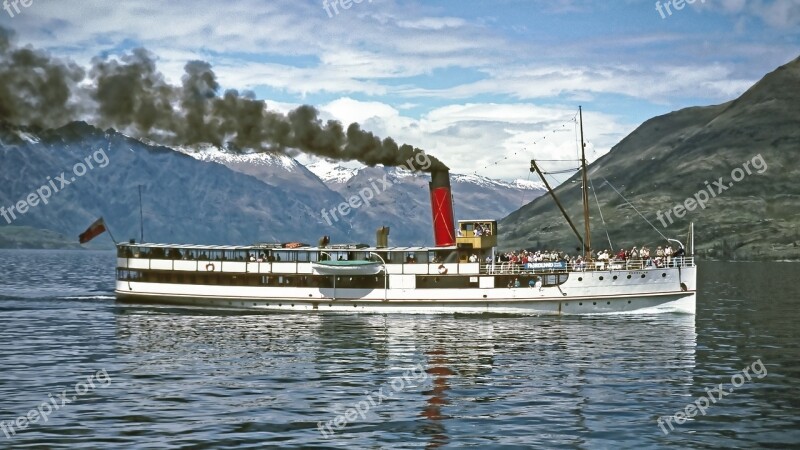 New Zealand Earnslaw Steamboat Lake Wakatipu Queenstown