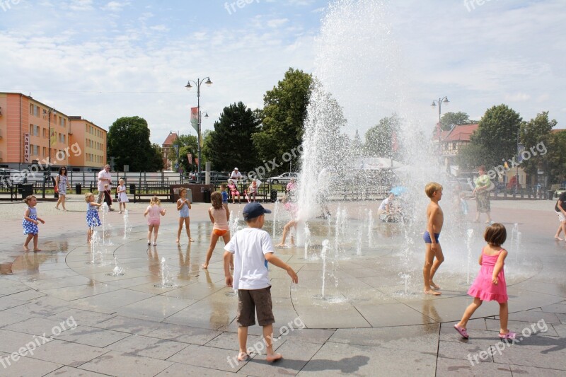 Kids Fountain Summer Children Entertainment