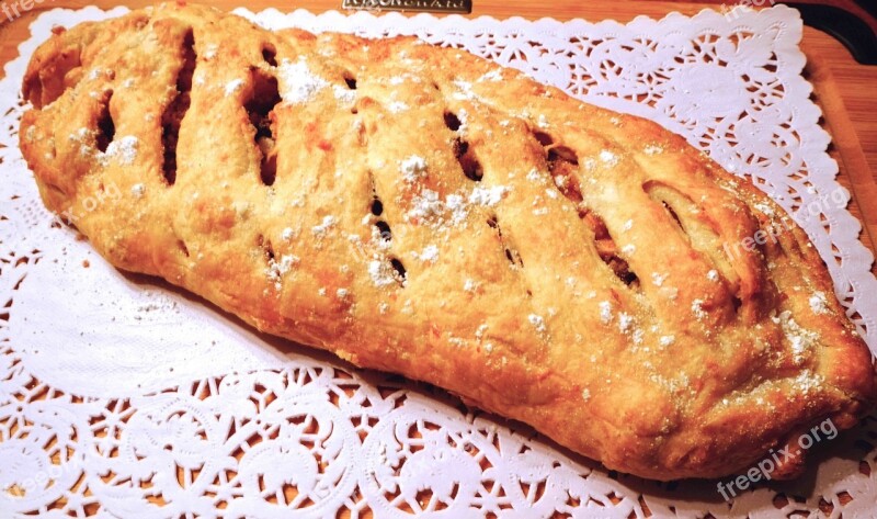 Strudel Pastry Apple Raisins Nuts