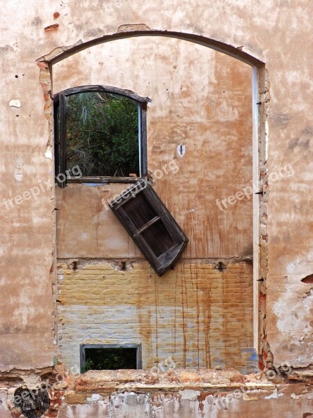 Window Ruin Brick Building Abandonment