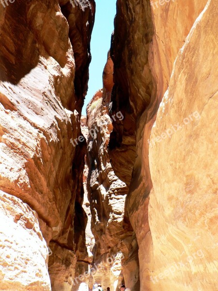 Jordan Petra Siqh Cliff Path