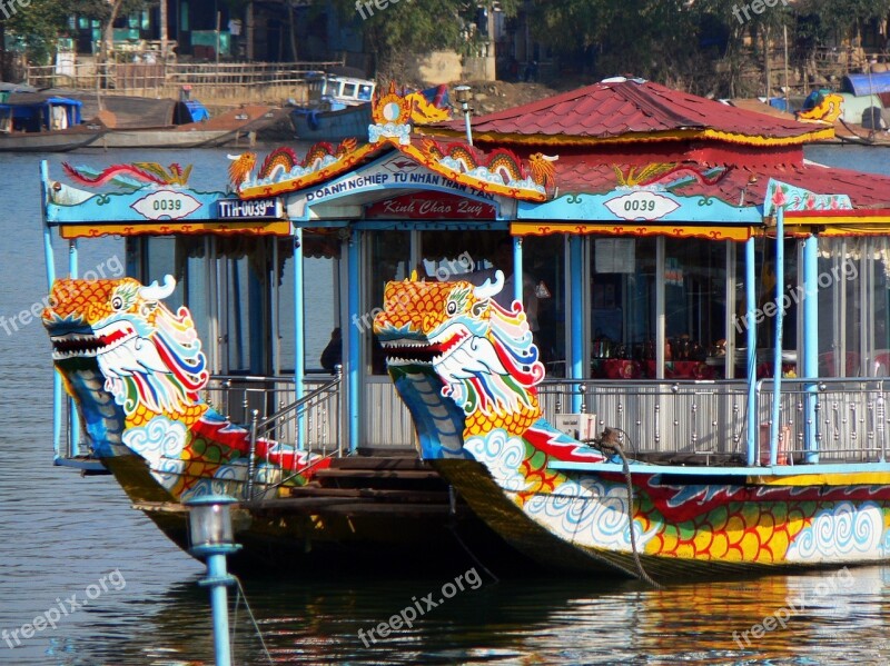 Viet Nam Booed Pearl River Ship Excursion