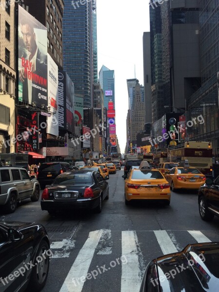 At New York The Traffic The Taxi Usa Road Street