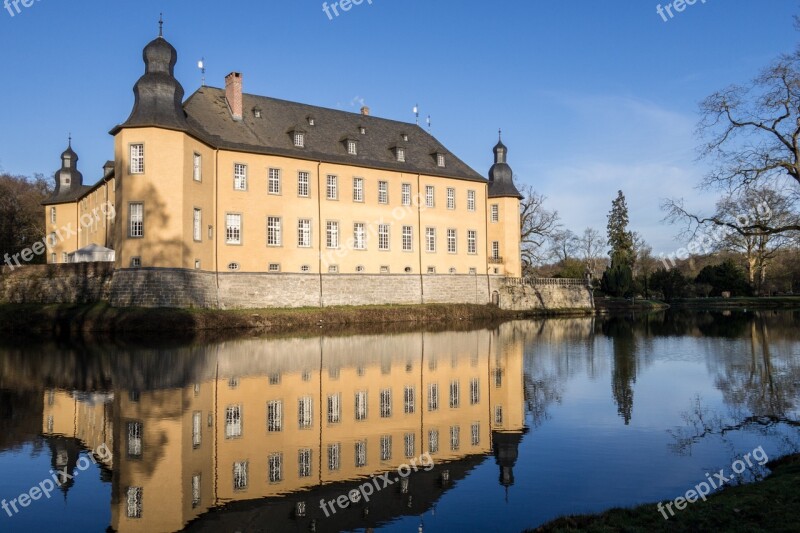 Castle Schloss Dyck Moat Mirroring Baroque