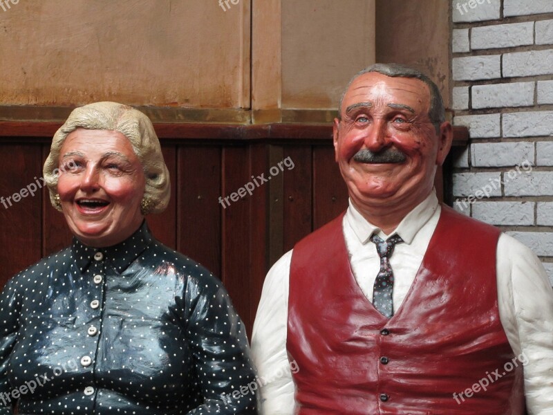 Statue Senior Couple Smile Europe