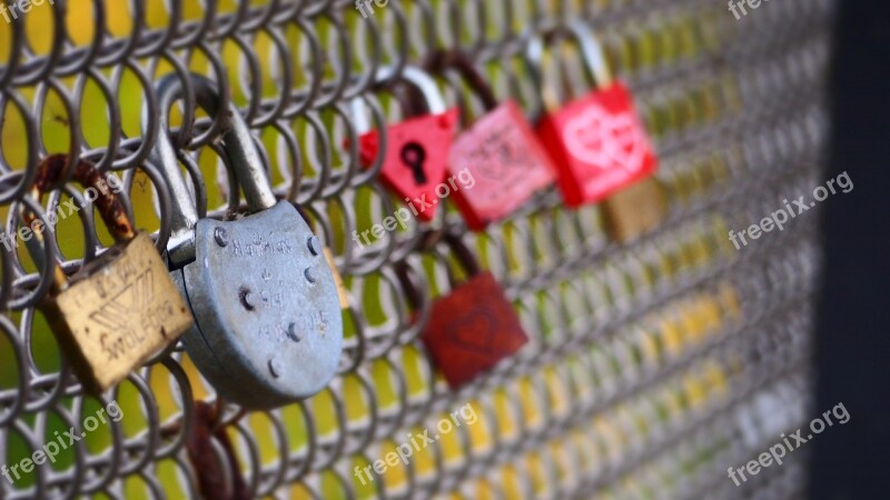 Castle Heart Symbol Padlock Love