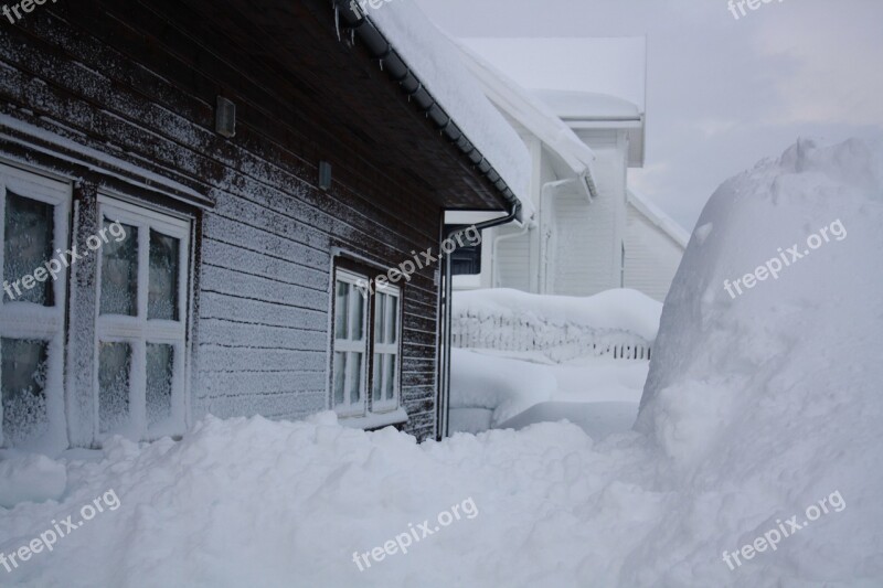 Snow House Winter Blizzard Snowbound