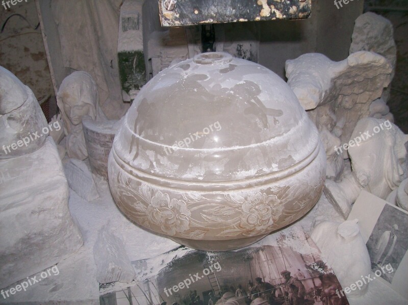 Alabaster Vase Urn Volterra Italy