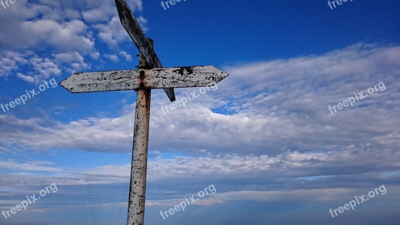 剱岳 Satsuki Ridge Late Summer Sign Direction