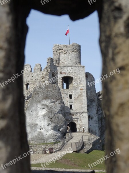 Ogrodzieniec Poland Castle History The Ruins Of The