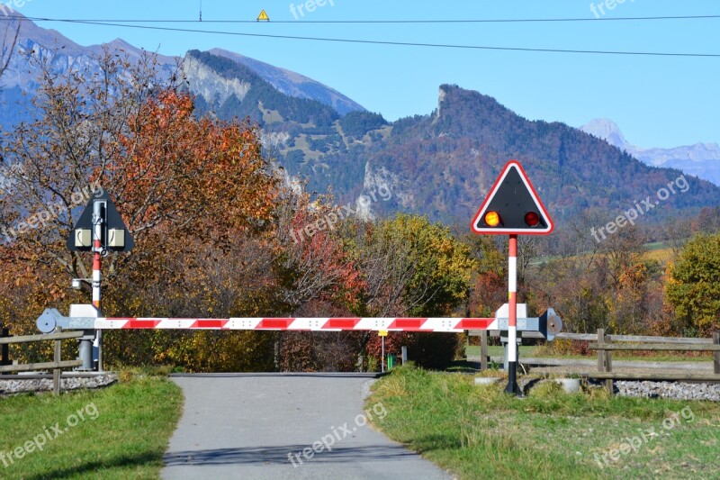 Level Crossing Autumn Mountains Landscape Free Photos