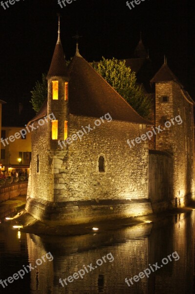 Annecy Building Mood Lighting History