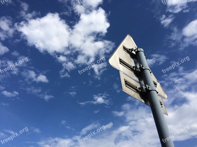 Blue Sky White Cloud Signs Free Photos