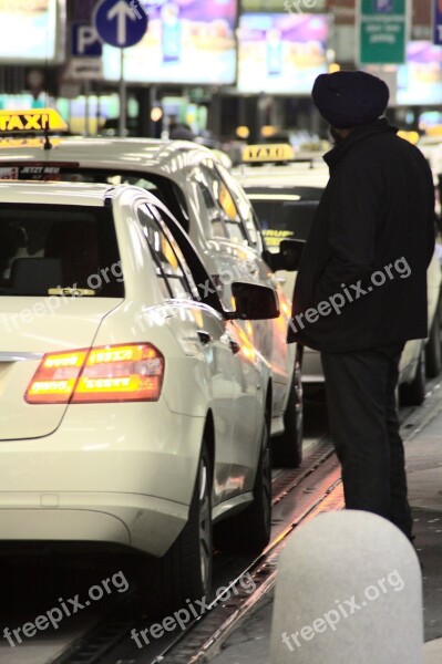 Taxi Wait Forecourt Break Taxi Driver