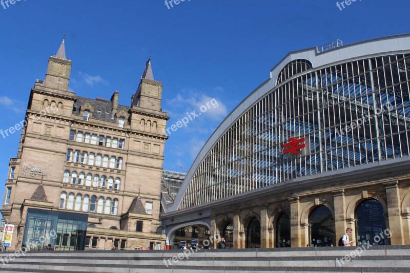 Liverpool City Train Station England Uk