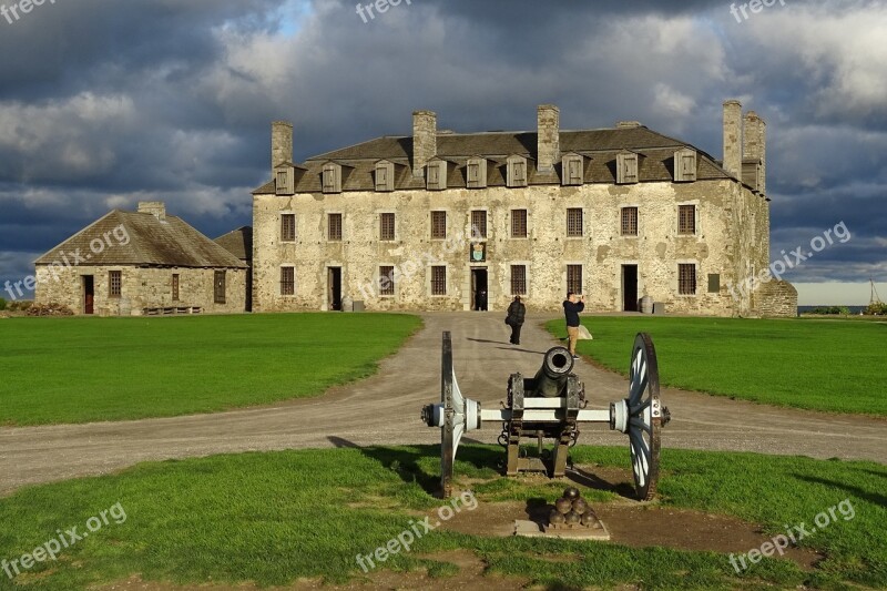 Niagara Old Fort Museum Cañoñ Historic