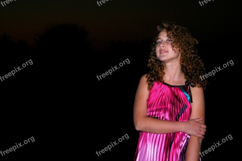 Girl Portrait Curly Hair Loop Blond