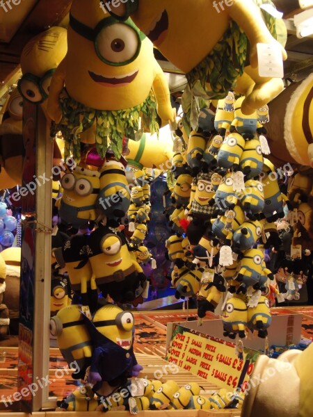 Minion Toy Prize Fun Fair Game