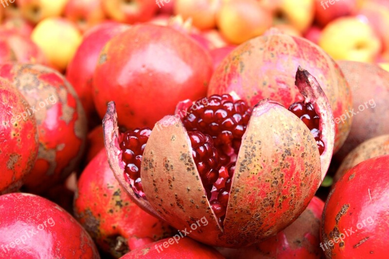 Pomegranate Fruit Pomegranates Seeds Free Photos