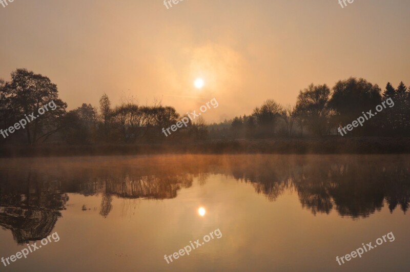 Wet Lake November The Fog Morning Autumn