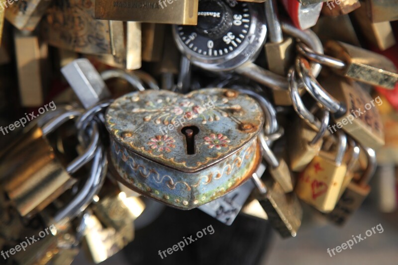 Locksmith Paris Bridge Key Free Photos