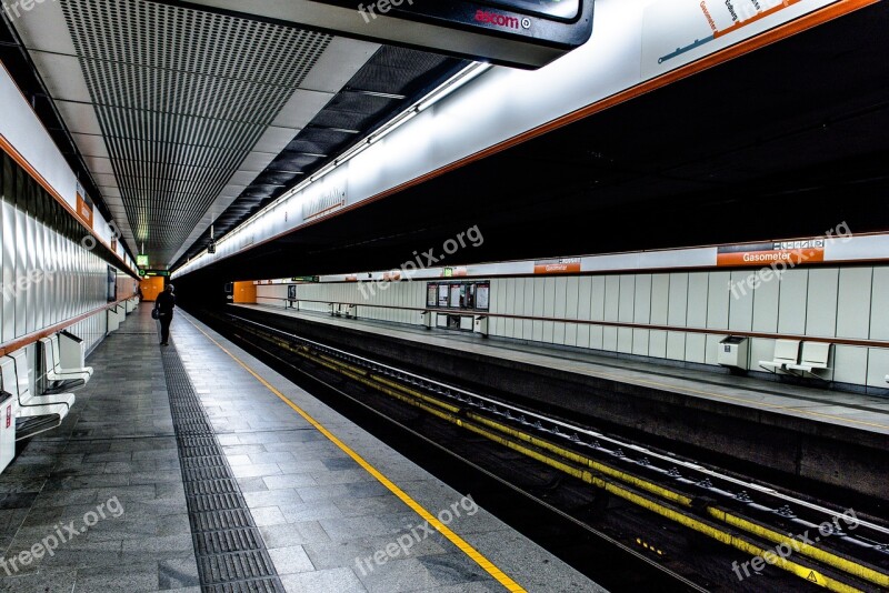 Station Metro Underground Train Travel