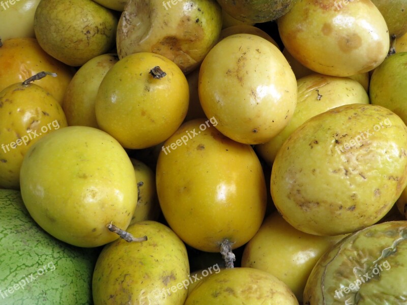 Passion Fruit Exotic Fruits Ecuador Market Colorful