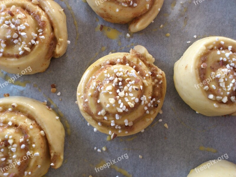 Kanelbulle Obakat Nib Sugar Cinnamon Wheat Dough