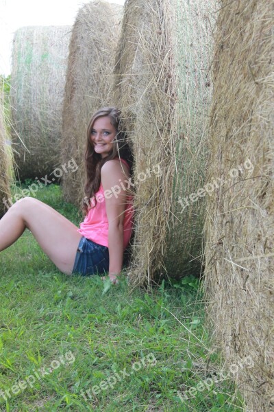 Portrait Farm Rural Cute Field