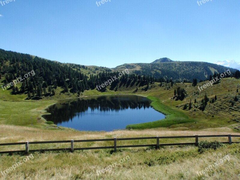 Bergsee Nature Alpine Lake Landscape