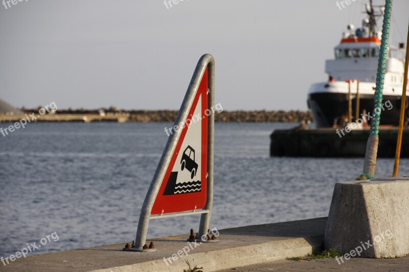 Port Traffic Sign Shield Sea Ship